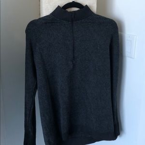 Lululemon pullover